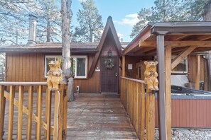 Front of property - Irie's Retreat (Sugarloaf)