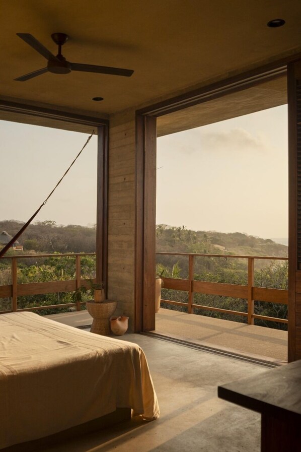 Panoramic-Suite | Minibar, Zimmersafe, laptopgeeigneter Arbeitsplatz, kostenloses WLAN