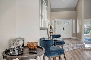 المنشأة من الداخل