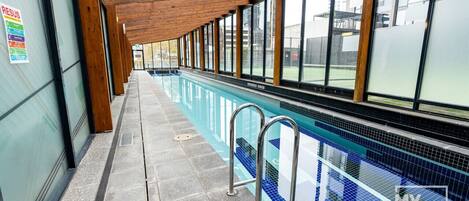 Innenpool, beheizter Pool