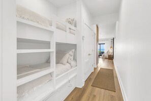 1 chambre, fer et planche à repasser, Wi-Fi, literie fournie