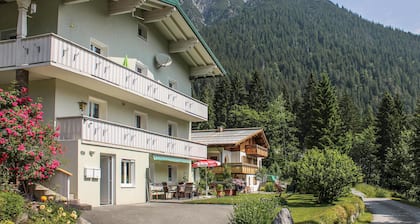 Ferienwohnung - Wald am Arlb.