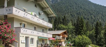 Ferienwohnung - Wald am Arlb.