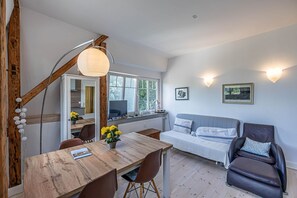 Luokittelematon kuva, 3 kautta 23, painike