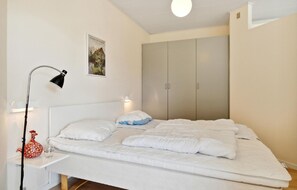 2 bedrooms, free WiFi