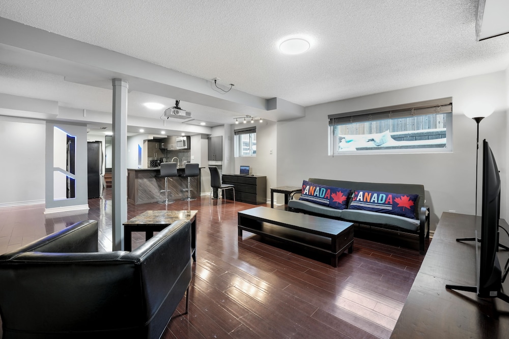 Stylish 1 bedroom basement unit with renovated bathroom & in-suit ...