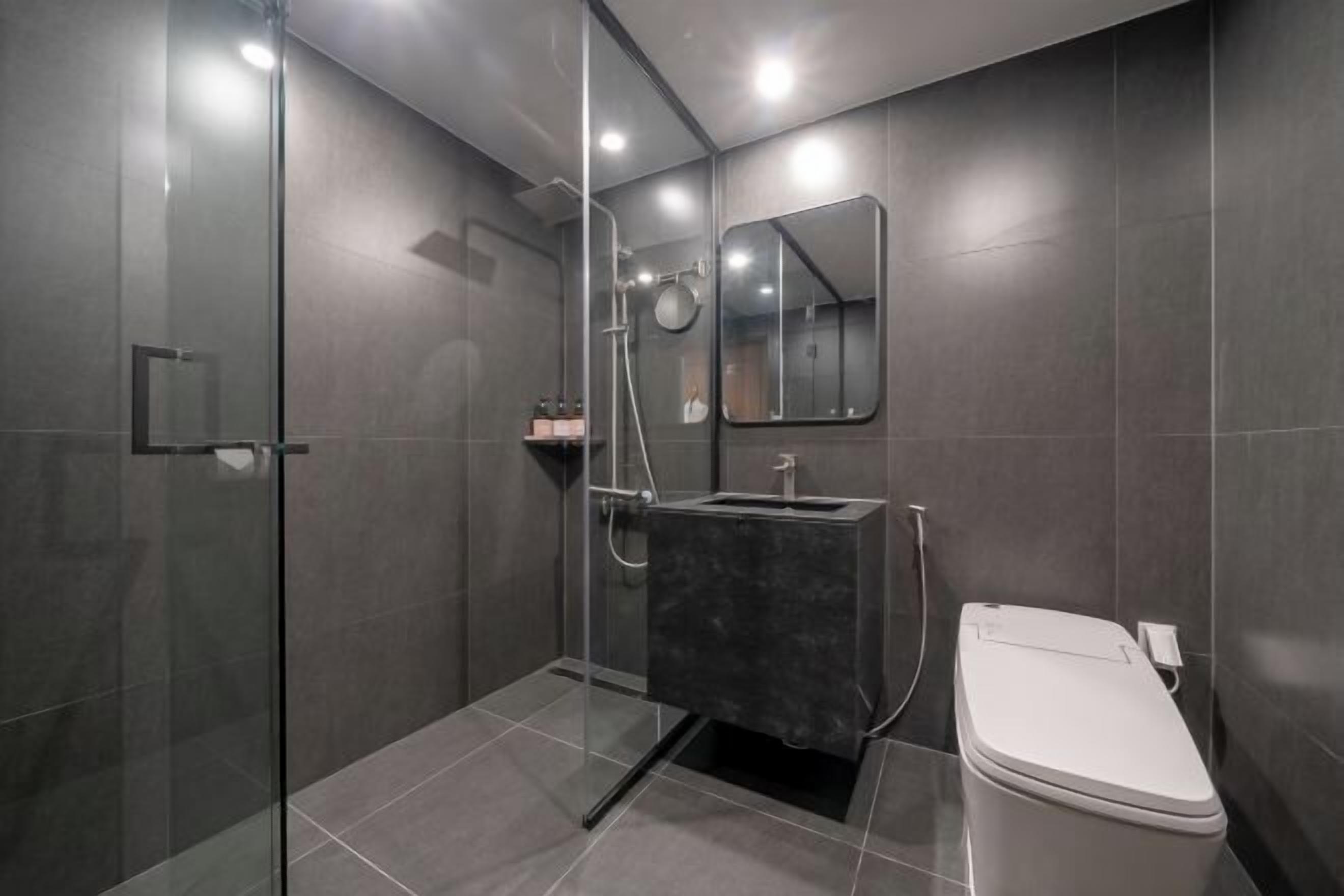 Hair dryer, bathrobes, slippers, bidet