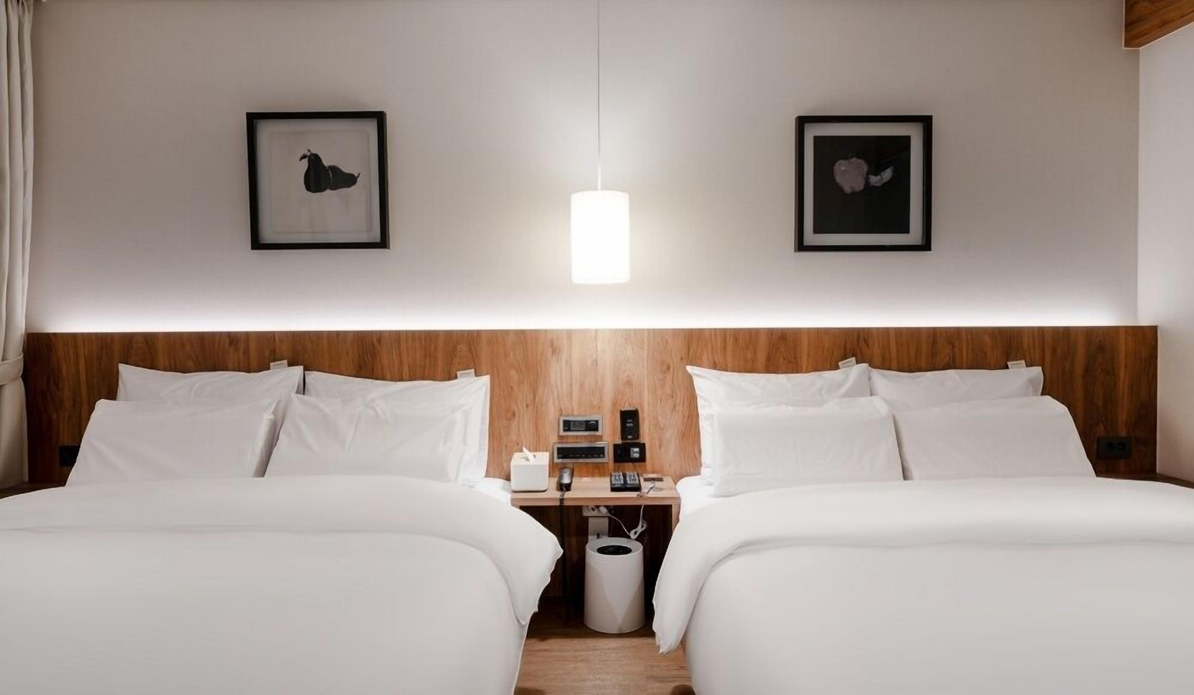 Deluxe Family Studio