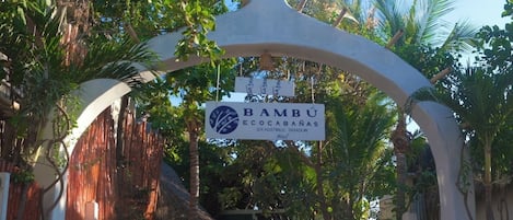 Fachada de la propiedad