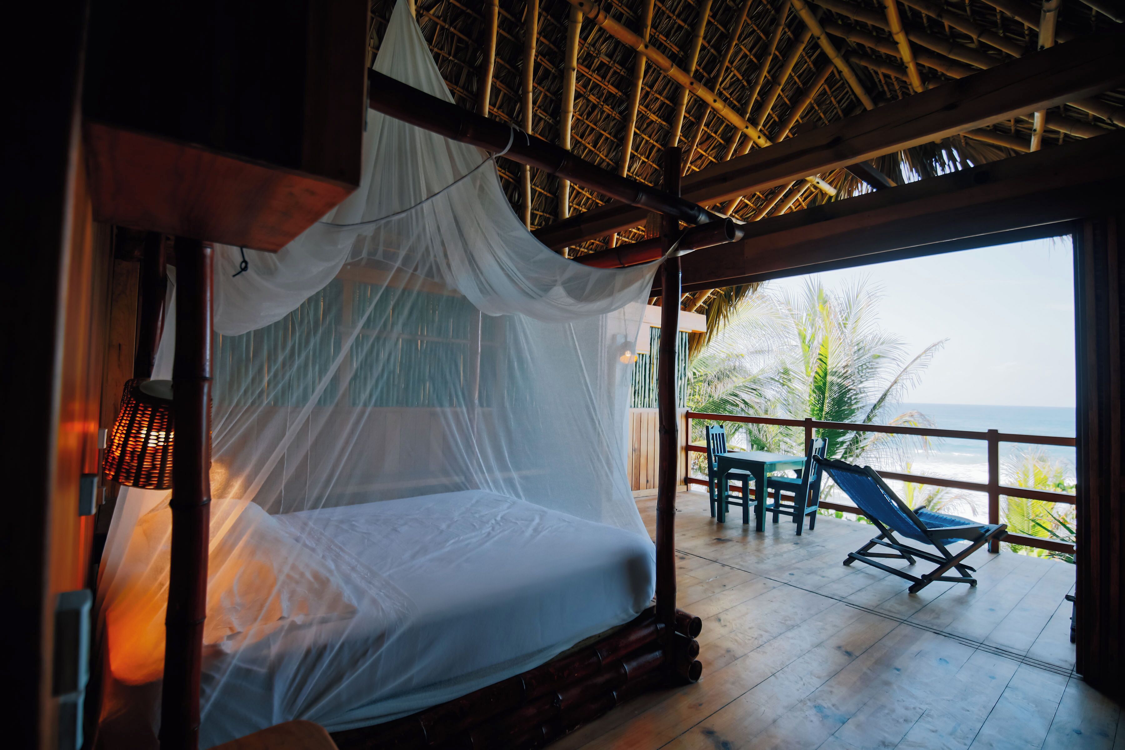 Pelican | Zimmersafe, kostenloses WLAN, Bettwäsche