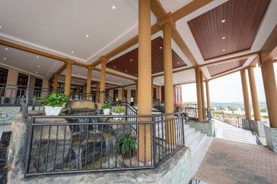 Las Vegas Hotel Mbarara