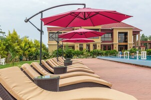 2 piscinas al aire libre