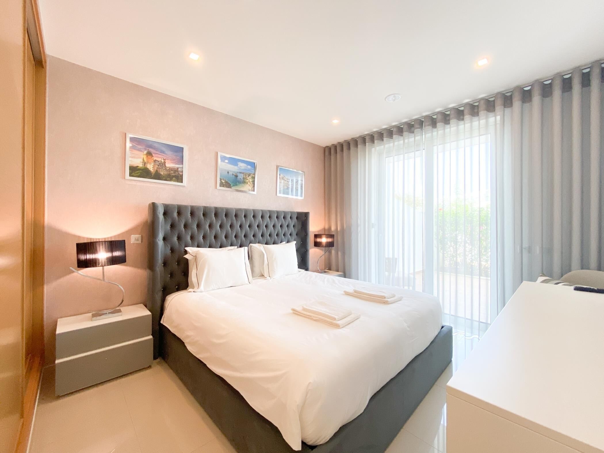 4 soverom, strykejern/-brett, wi-fi og sengetøy