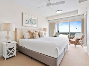 3 chambres, fer et planche à repasser, accès au Wi-Fi (inclus)