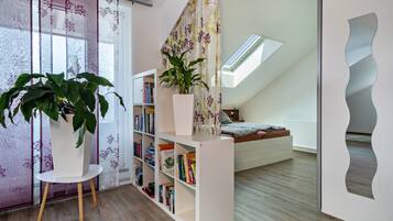 1 bedroom, iron/ironing board, free WiFi, bed sheets