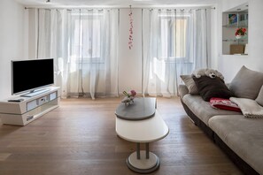 Télévision, chaßne hi-fi