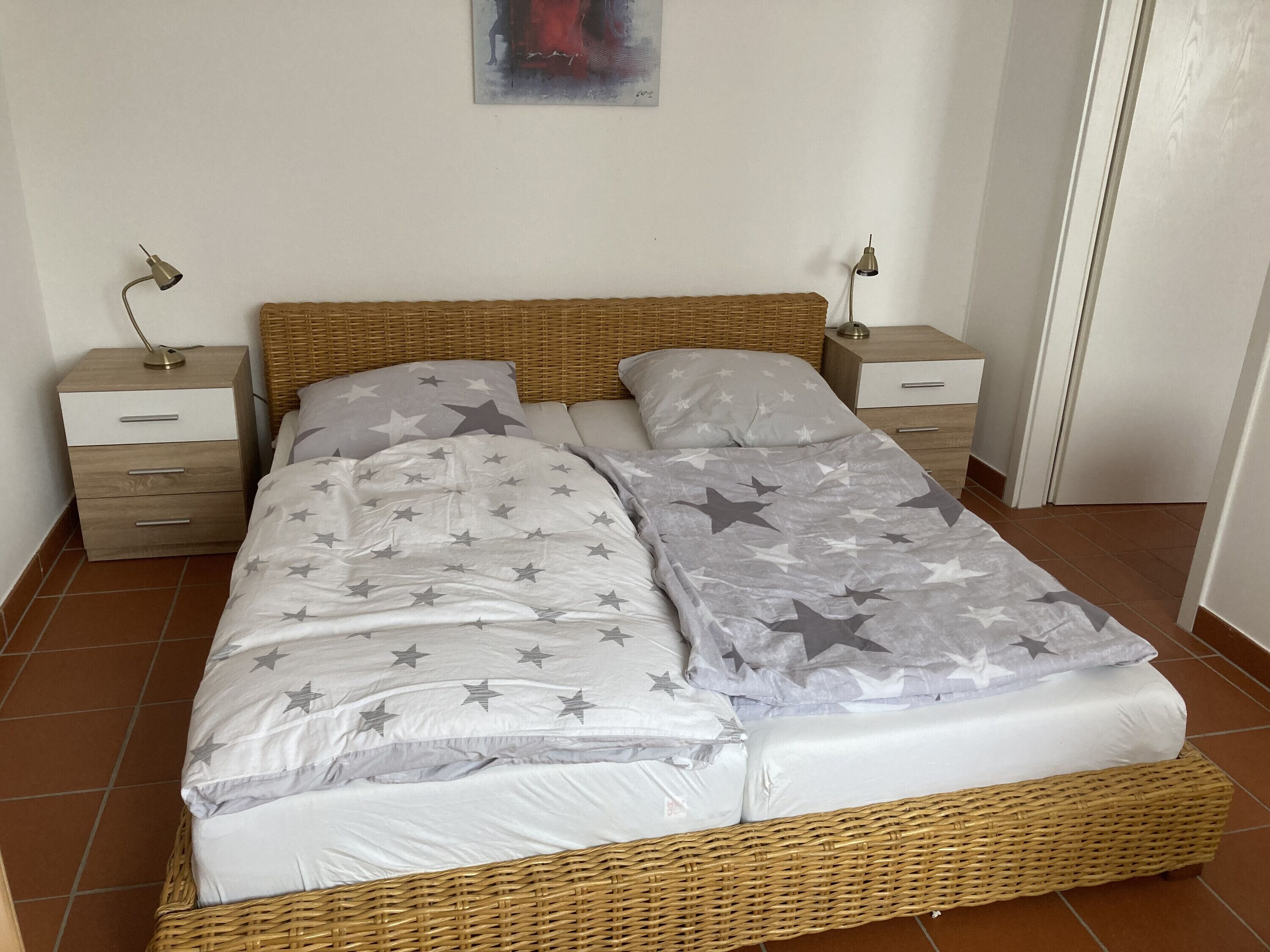 1 dormitorio, tabla de planchar con plancha, wifi gratis y ropa de cama