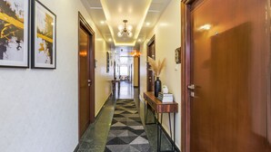Lobby - FabHotel Tipsyy Inn Suites (Jaipur)
