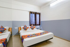 Egyptian cotton sheets, premium bedding, in-room safe, free WiFi - Fabhotel Bhakti Sankul (Nashik)