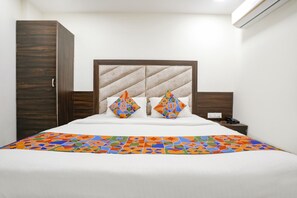Deluxe kamer | Lakens van Egyptisch katoen, luxe beddengoed, een kluis op de kamer