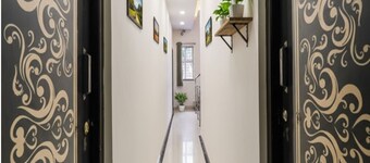 FabHotel Diamond Residency, Airport Road
