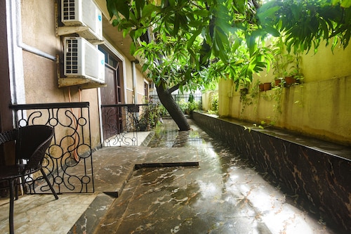 FabExpress Corinthia Boutique Rooms, Candolim Beach