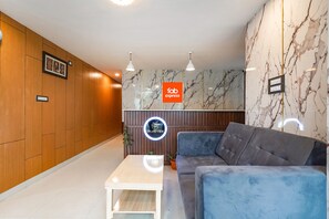 Reception - Fabexpress Grand View (Bengaluru)