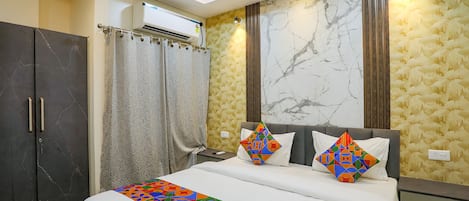 Deluxe-Zimmer | Bettwäsche aus ägyptischer Baumwolle, hochwertige Bettwaren, Zimmersafe