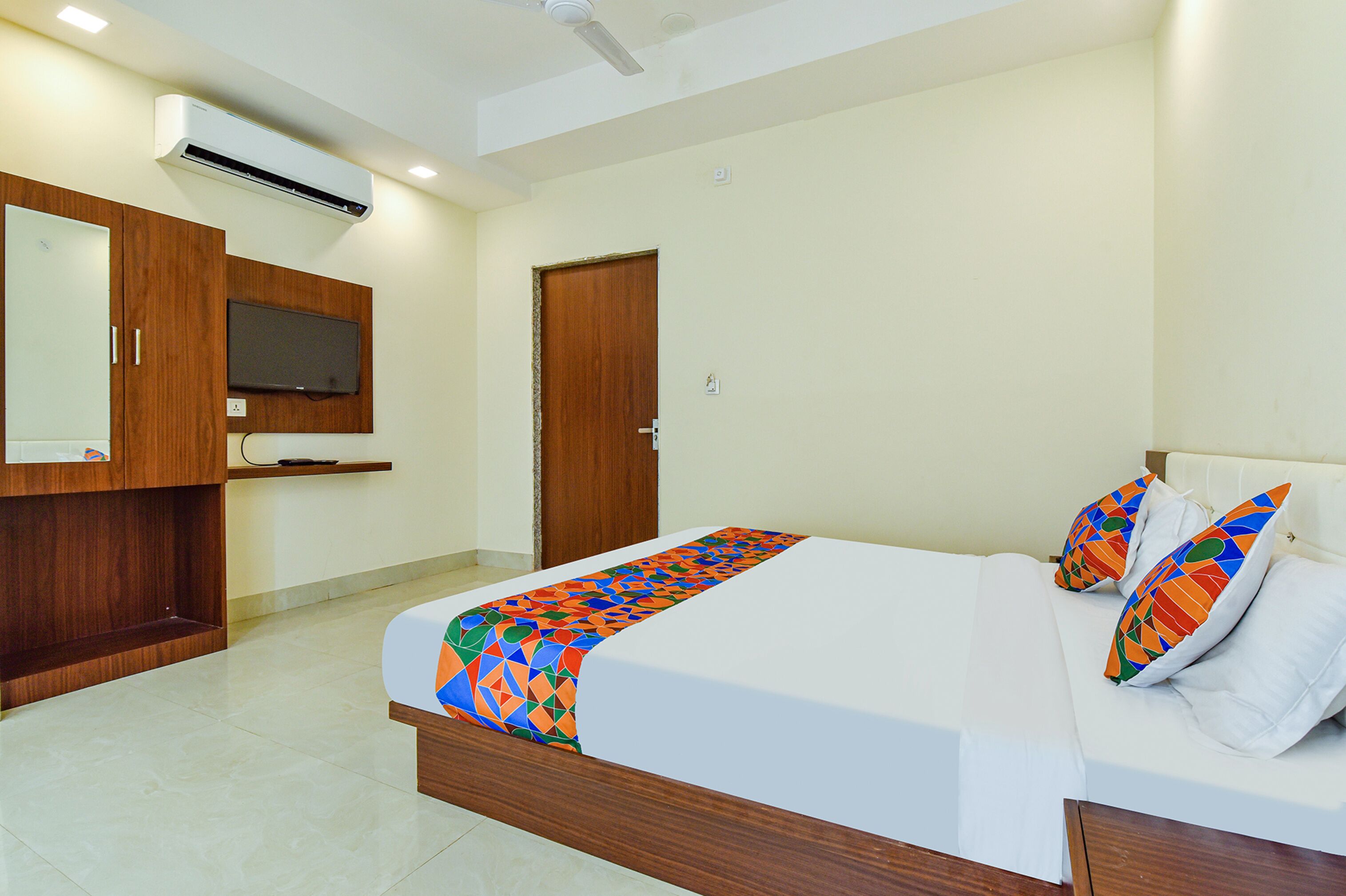 Foto - FabHotel Diamond I