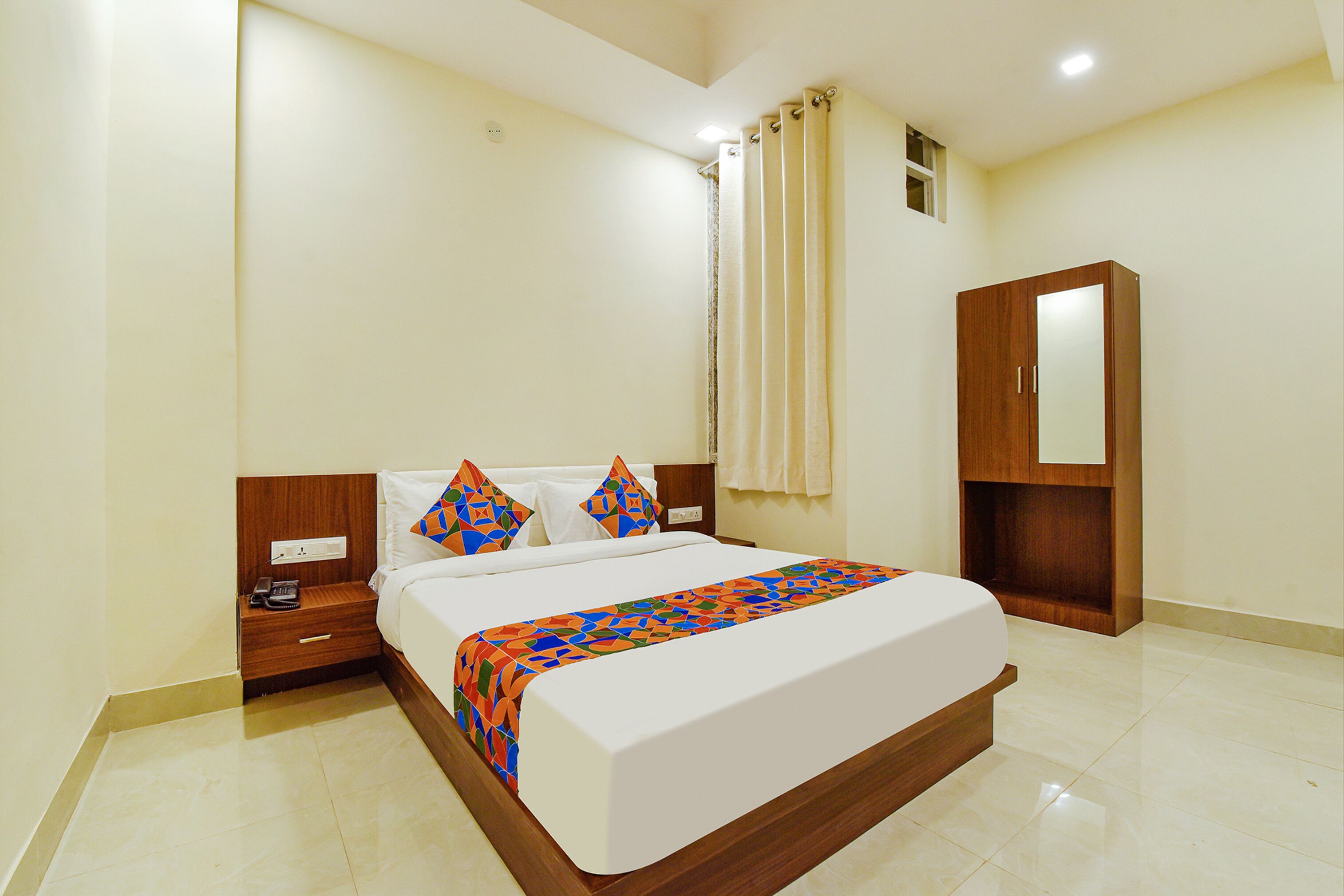 Foto - FabHotel Diamond I