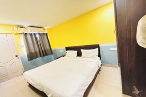 Deluxe Room - 29 Beach House Goa (Morjim)