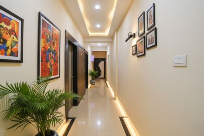 FabHotel Greenland Classic