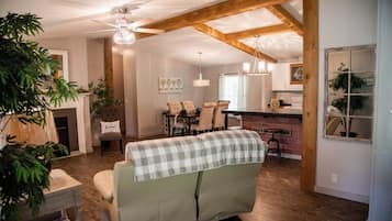 TV, fireplace, offices