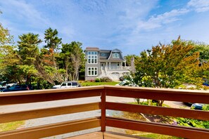 Property grounds - Town of Dewey Beach --- 6 Jersey Street | Ocean-block house in Dewey Beach (Dewey Beach)