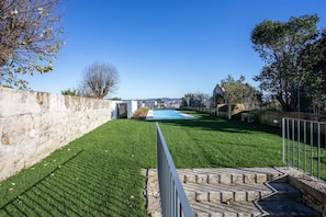 Property grounds - Liiiving in Porto - Haven Pool Apartment (Porto)