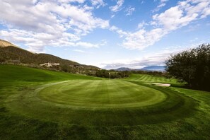 Golf - Pool & Hot Tub / Mountain Views / GH / 3 BR 2 BA (Tucson)