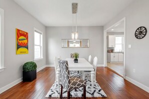 Dining - Spacious, Vibrant Home `n Central Richmond, VA! (Richmond)