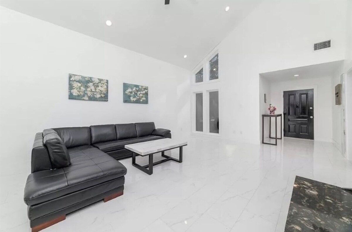 Photo 13 of Very surbanan area close to downtown eqiuppe with pool washer/dryer fast booking