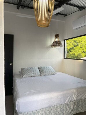 2 bedrooms, desk, free WiFi, bed sheets