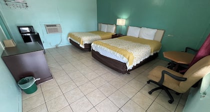 Lamplighter Inn