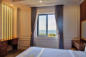 Deluxe Double Room - S79 Hotel Happy 88 Tran Hung Dao Street (Phu Quoc)