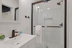 Shower, towels, shampoo