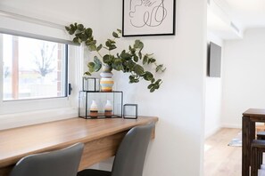 Interior - Getaway on Curran | CBD Escape, EV Plug, Firepit (Orange)