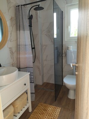 Shower, hair dryer, towels, toilet paper - Mimosa Istria (Rakalj)