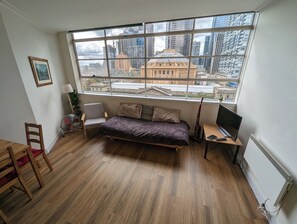 Living area - Absolute Melbourne Central  (Melbourne)