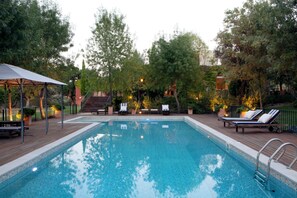 Alberca al aire libre 