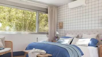 4 dormitorios, tabla de planchar con plancha, wifi