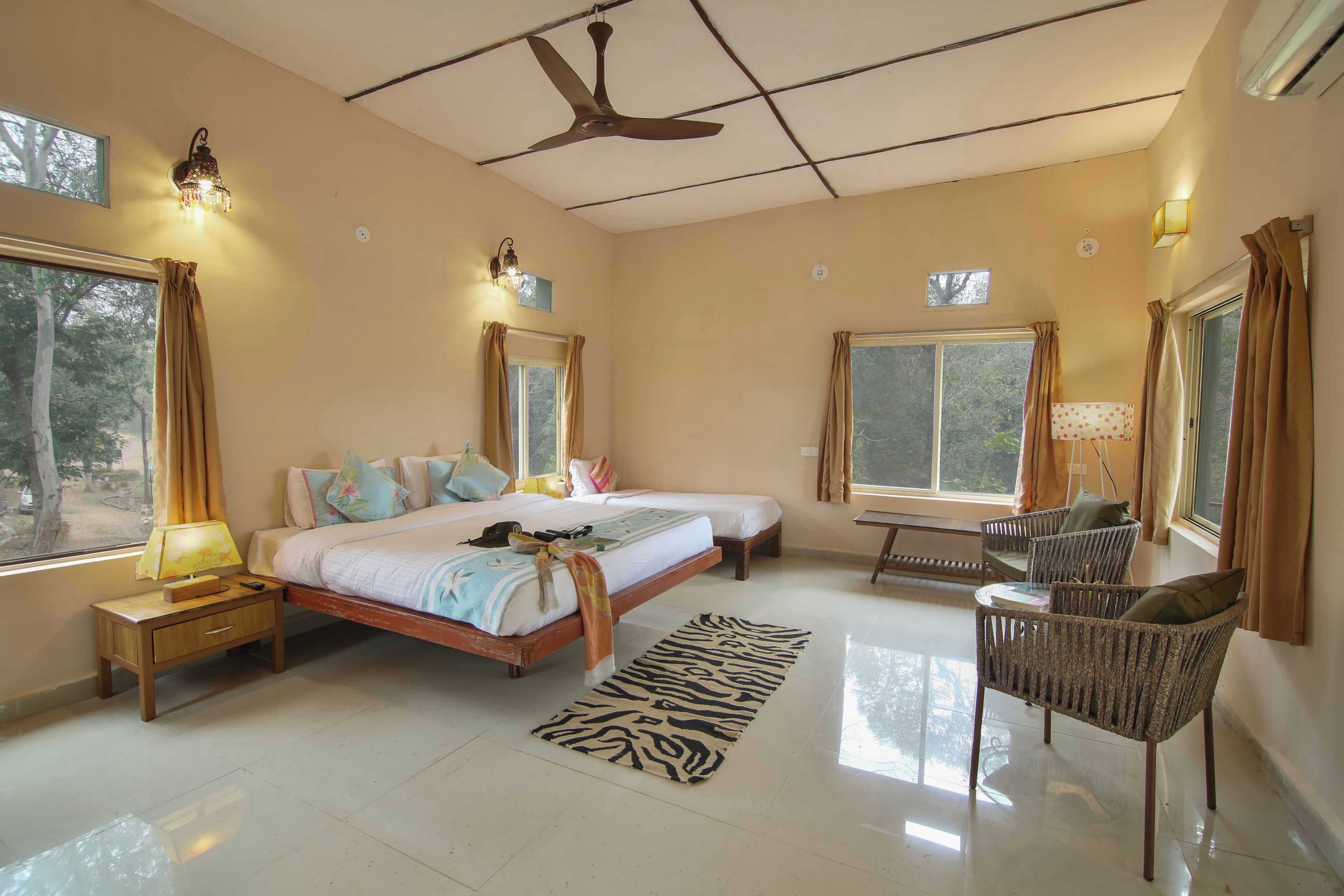 สแตนดาร์ดคอทเทจ, 1 ห้องนอน, วิวสวน, ริมทะเลสาบ | 1 ห้องนอน, ห้องพักตกแต่งอย่างมีเอกลักษณ์, ตกแต่งพิเศษโดยเฉพาะ, โต๊ะทำงาน