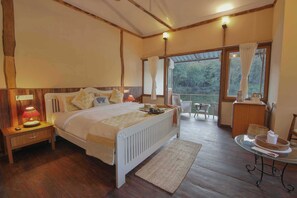 1 غرفة نوم وبديكورات فريدة لكل غرفة وطراز فريد لكل وحدة ومكتب