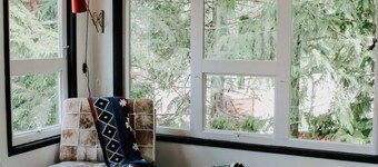 Cozy Condo with Loft |Treetop Retreat near Creekside Chairlift | Stunning Views